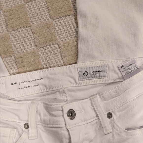 AG Adriano Goldschmied Mari High Rise Slim Straight White Jeans Size 27 - Picture 3 of 3